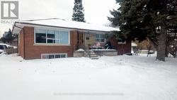 1 MODEL AVENUE  Toronto, ON M3H 1V9