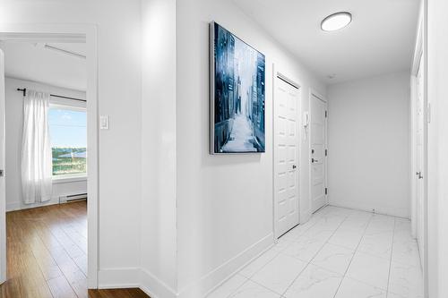 Hall d'entrée/Vestibule - 402-40 Rue Chénier, Saint-Philippe, QC - Indoor Photo Showing Other Room