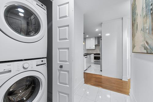 Salle de lavage - 402-40 Rue Chénier, Saint-Philippe, QC - Indoor Photo Showing Laundry Room