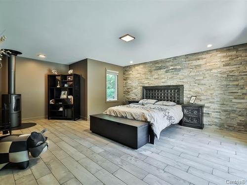 Chambre à coucher principale - 59 Ch. Wright, Chelsea, QC - Indoor Photo Showing Bedroom