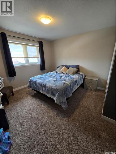 721 Barber Crescent, Weyburn, SK - Indoor Photo Showing Bedroom