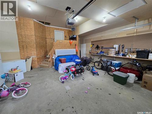 721 Barber Crescent, Weyburn, SK - Indoor Photo Showing Garage