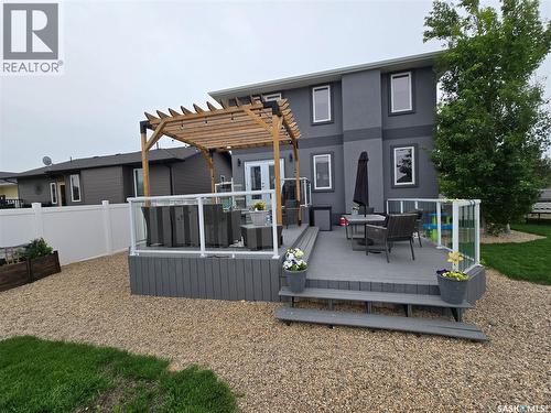 721 Barber Crescent, Weyburn, SK - Outdoor With Deck Patio Veranda