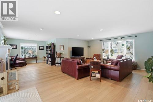 200 1St Avenue, Marcelin, SK - Indoor Photo Showing Living Room