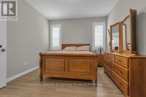 19 Livingston Drive, Tillsonburg, ON - Indoor Photo Showing Bedroom