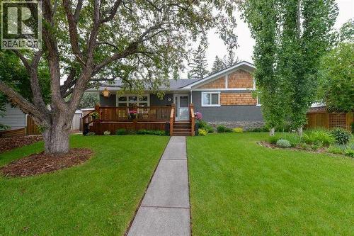 19 Garrick Drive Sw, Calgary, AB - Outdoor With Deck Patio Veranda