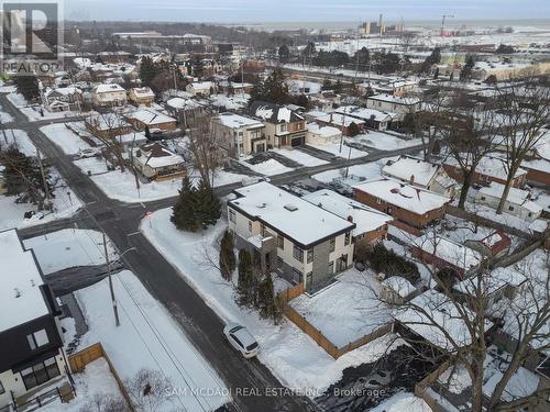 1050 Edgeleigh Avenue, Mississauga, ON - Outdoor With View