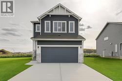 23 Creekstone Green SW  Calgary, AB T2X 6H6