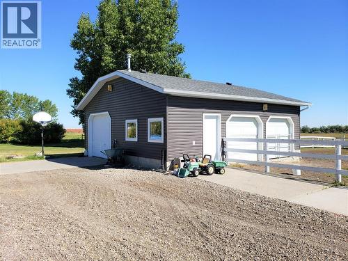 272210 Range Road 291  Ne, Airdrie, AB - Outdoor