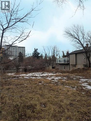 1607 9 Street Nw, Calgary, AB 