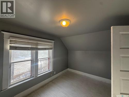 308 5Th Avenue W, Assiniboia, SK - Indoor Photo Showing Other Room