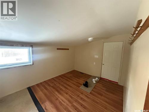 308 5Th Avenue W, Assiniboia, SK - Indoor Photo Showing Other Room