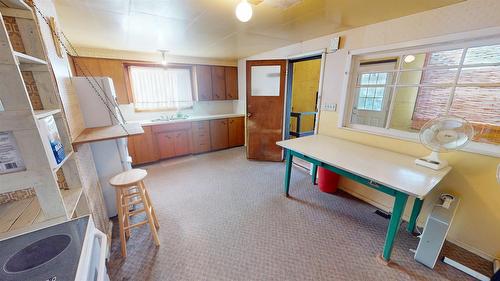 227 9Th Avenue, Cranbrook, BC - Indoor