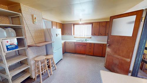 227 9Th Avenue, Cranbrook, BC - Indoor Photo Showing Other Room