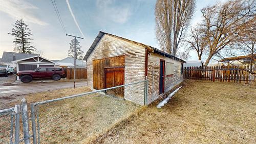 227 9Th Avenue, Cranbrook, BC - Outdoor