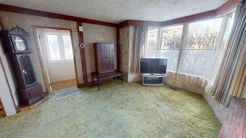 227 9Th Avenue, Cranbrook, BC - Indoor