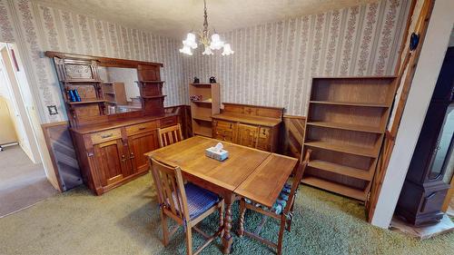 227 9Th Avenue, Cranbrook, BC - Indoor Photo Showing Dining Room
