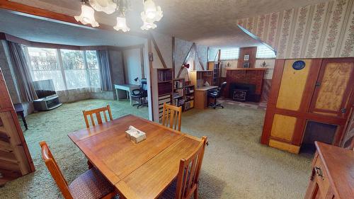 227 9Th Avenue, Cranbrook, BC - Indoor Photo Showing Dining Room