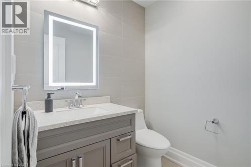 126 Mcgregor Crescent, Ancaster, ON - Indoor Photo Showing Bathroom
