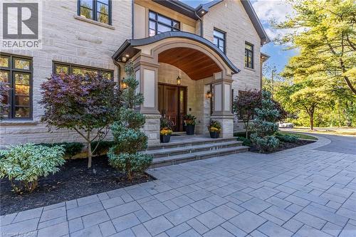 126 Mcgregor Crescent, Ancaster, ON - Outdoor