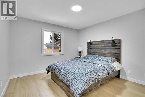 23 Shawmeadows Place Sw, Calgary, AB - Indoor Photo Showing Bedroom