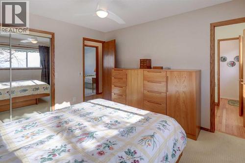 Primary Bedroom - 5943 Silver Ridge Drive Nw, Calgary, AB - Indoor Photo Showing Bedroom