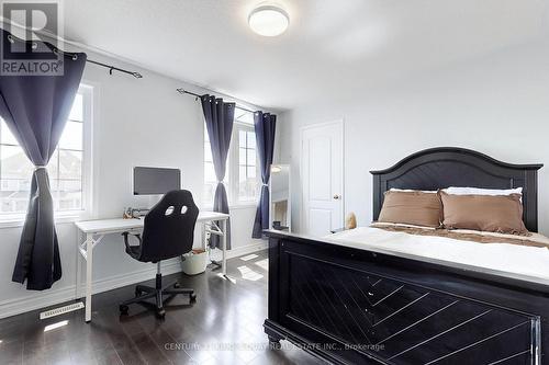 1418 Livesey Drive, Oshawa, ON - Indoor Photo Showing Bedroom