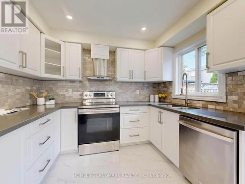 27 Penny Crescent, Markham, ON - Indoor Photo Showing Kitchen With Double Sink