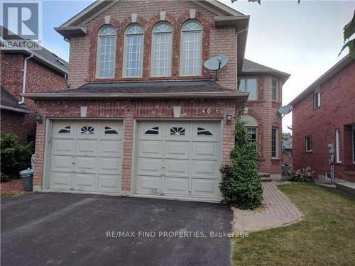 2406 Yorktown Circle, Mississauga, ON - Outdoor