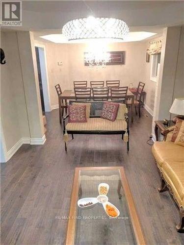 2406 Yorktown Circle, Mississauga, ON - Indoor