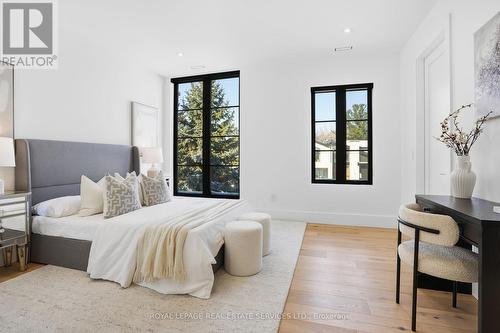 2054 Vickery Drive, Oakville, ON - Indoor Photo Showing Bedroom