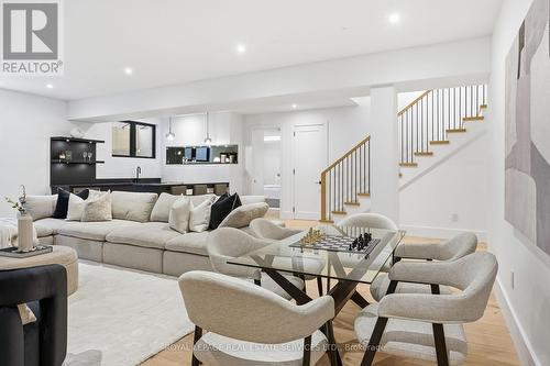 2054 Vickery Drive, Oakville, ON - Indoor Photo Showing Living Room