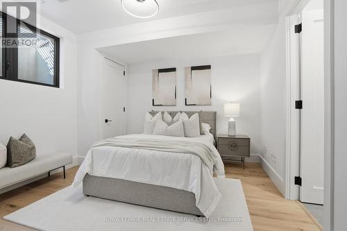 2054 Vickery Drive, Oakville, ON - Indoor Photo Showing Bedroom