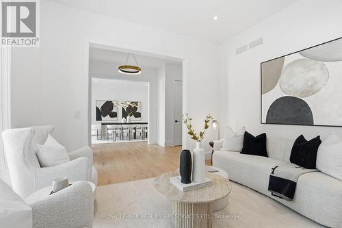 2054 Vickery Drive, Oakville, ON - Indoor Photo Showing Other Room