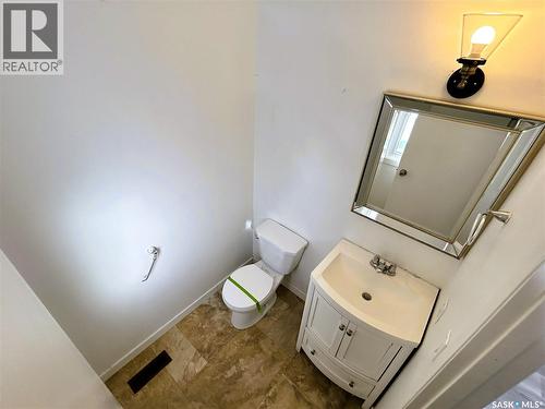5926 Sherwood Drive, Regina, SK - Indoor Photo Showing Bathroom