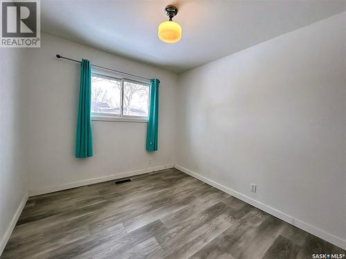 5926 Sherwood Drive, Regina, SK - Indoor Photo Showing Other Room