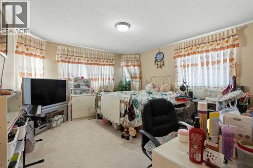 Bedroom 2 - 197 West Creek Boulevard, Chestermere, AB - Indoor