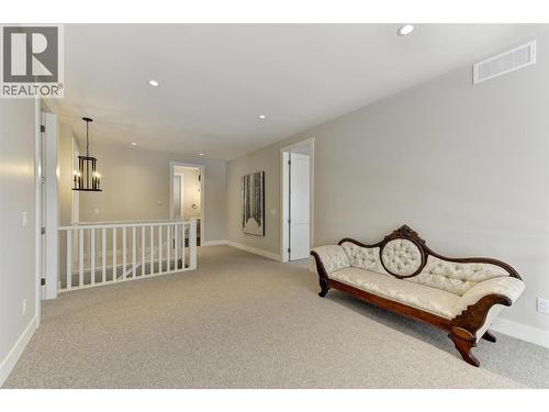 773 Barnaby Road, Kelowna, BC - Indoor