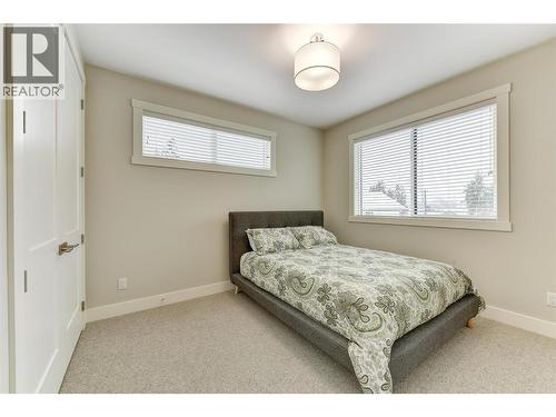773 Barnaby Road, Kelowna, BC - Indoor Photo Showing Bedroom