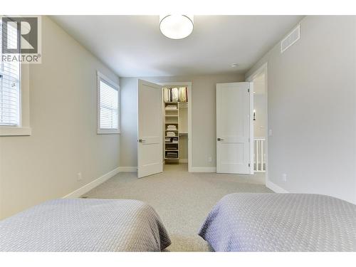 773 Barnaby Road, Kelowna, BC - Indoor Photo Showing Bedroom