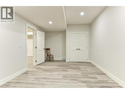 773 Barnaby Road, Kelowna, BC - Indoor