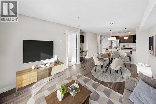 304, 2300 Evanston Square Nw, Calgary, AB - Indoor