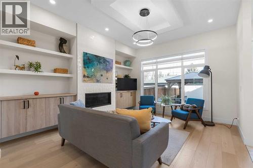 2520 Cochrane Road Nw, Calgary, AB - Indoor With Fireplace