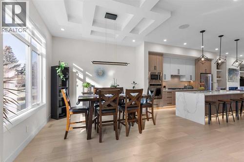 2520 Cochrane Road Nw, Calgary, AB - Indoor Photo Showing Other Room