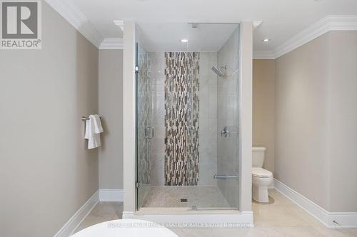 125 Paliser Court, Oakville, ON - Indoor Photo Showing Bathroom