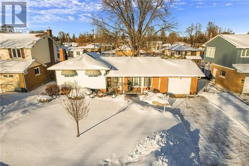 99 Kingston Crt  Sudbury, ON P3A 1E1