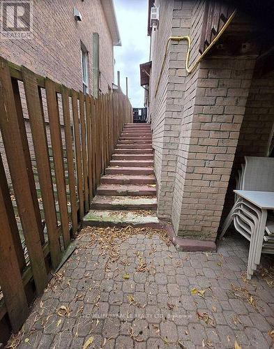 6585 Eastridge Road, Mississauga, ON - Outdoor