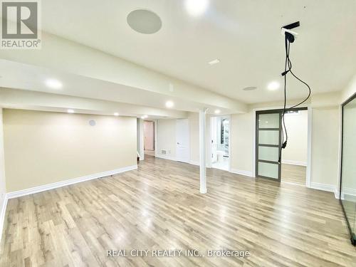 830 Old Derry Road, Mississauga, ON - Indoor