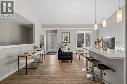 124 Livingston Common NE  Calgary, AB T3P 1K1