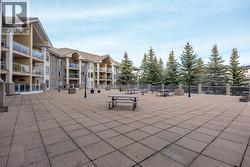 Community Patio - Common Area - 